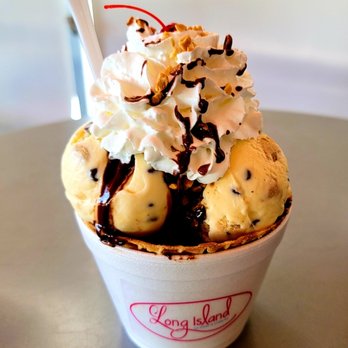 Hot-fudge sundae in a Long Island cup